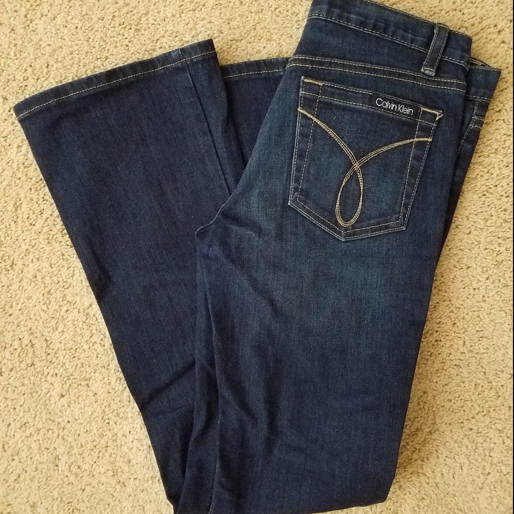 Calvin Klein Flare Jeans 2